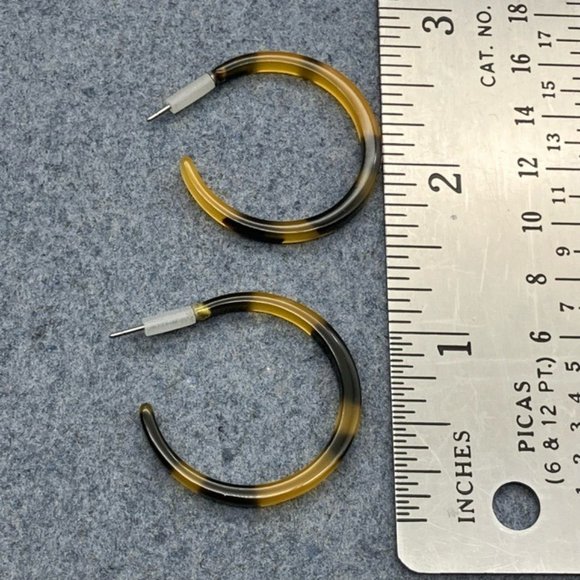 Madewell Tortoiseshell Hoop Earrings Stainless Steel Posts Hoops Retro Boho - Picture 5 of 5